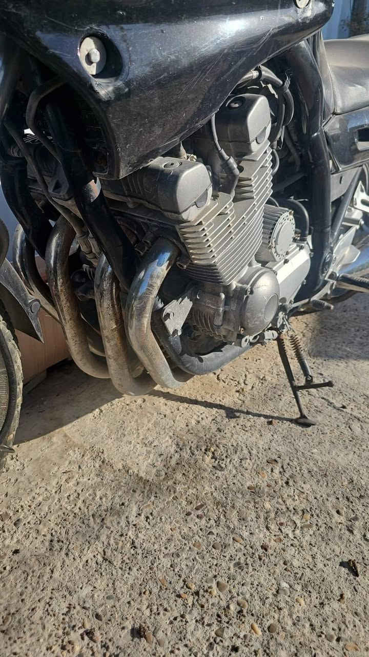 سلام عليكم
دفيرسون (مرور) البيع دراجه مكفوله مكينه وكير وكاردن مكينه 900 السعر 12 ورقه وبيه مجال حك اجيه مكان فلكت حي نصر رقم الهاتف ***********
