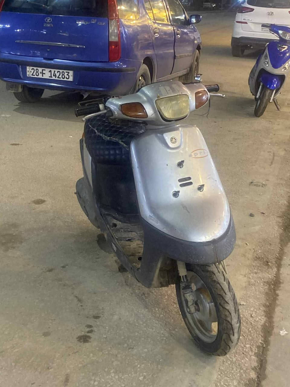 سلام عليكم دراجه بطه حلوه نضيفه كل شغال سلف هندر لايت اشاير كل شغال تايرات جدد مكينه ناعم دراجه نضيفه جدا سعره ٢٣٥ بيه مجال حك جيه مكان كربلاء طوريج جدول الغربي رقم هاتف *********** او مراوس ١٢٠ فقط
