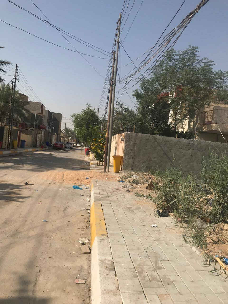 السلام عليكم ورحمة الله وبركاته
توجد قطعة طابو صرف مساحتها ٣٠٠ متر في حي القادسية/طريق الحر/فرع الاتحاد
موقها: القطعه الثالثة على اليمين في الشارع المقابل لباب مدرسة الرسل للبنات الابتدائية معروضة للبيع 
للتواصل على الرقم ***********
