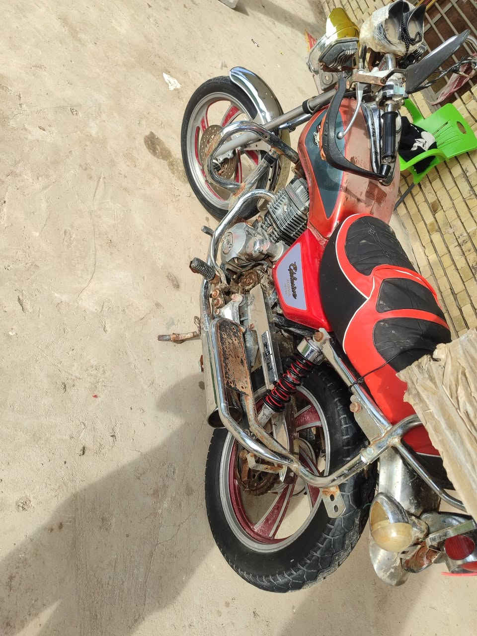 دراجه للبيع او مراوس  تايموته نظيفه اوراق كامله موديل 17 كله شغال كهربايات دبلات جدد للبيع او مراوس بارت نضيفه او نامه مكان شطره ***********
