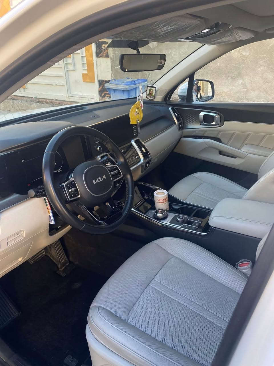 سورنتو 2023خليجية
ستة سلندر
فول مواصفات1/1
داتاشو
بنوراما
كراسي كهرباء
شاشة متصلة
كير ماوس
بصمة
سايد بريك دكمة
بردات
صندوك كهرباء
كامرك خلفية
مري شفط
حساسات
شفتات ستيرن
***********
