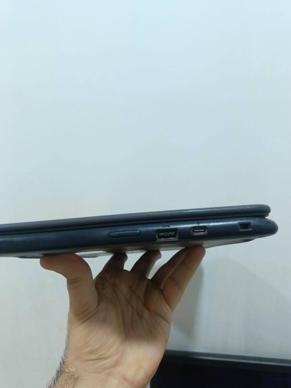 سعره 60الف
🔥 Dell Chromebook 3100 2-in-1 – شاشة لمس
لابتوب + تابلت بجهاز واحد ✨
🔹 شاشة لمس 11.6 إنج HD
🔹 يدور 360° (2in1)
🔹 معالج Intel Celeron N4020
🔹 رام 4GB
🔹 تخزين 10GB قابل للتوسعه
🔹 نظام Chrome OS سريع وخفيف
🔹 بطارية تدوم ووزن خفيف والشاحن تايب سي
🔹 متحمل ومناسب للطلاب والدراسة
💻 عملي، سريع، وسعره مناسب
📩 للمراسلة والاستفسار خاص بغداد, العراق


**إذا كنت صاحب هذا الإعلان وتريد حذفه لأي سبب، رجاءا أرسل رسالة إلى الدعم الفني**