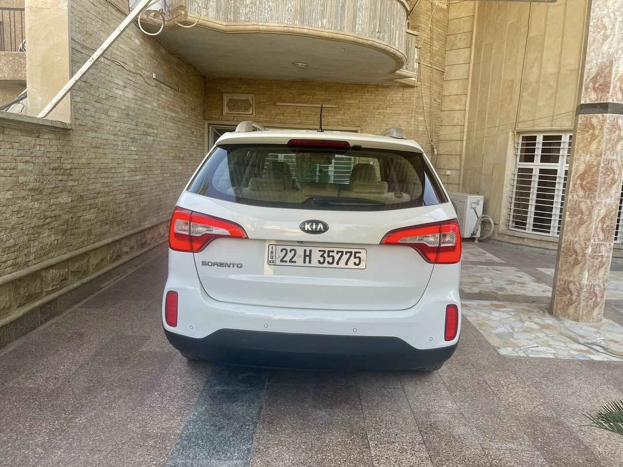 السلام عليكم
سورنتو 2015 بيع فقط بدون مراوس
السياره بحالة الوكاله كفاله عامه فقط دعاميه مرشوشه
محرك 2400 كفاله
كير كفاله و صدر كفاله
تخم تاير جديد 
فول مواصفات 
حساسات امامي وخليفي
7 راكب
بصمه تشغيل بصمه ابواب
تبريد ثلاث قطع
شاشه وكامره بلاد
بردات بلاد
اشاير مري مع شفط
كشنات جلد تحكم كهرباء
ماشيه 132 كم حقيقي
السياره فول من عدا البنوراما
العنوان بغداد العامريه 
175$ مجال بسيط كلش
رقم اربيل جديد بسمي شرط التحول
***********
