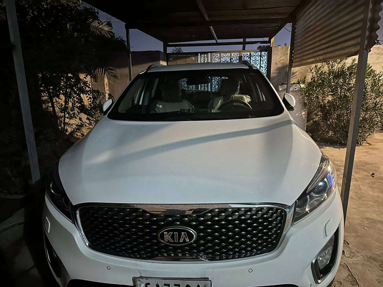 السلام عليكم ورحمة الله وبركاته 
سورنتو 2016 اربيل ـ باسم شركه 
خليجي ـــــ مكينه 2400 //4 سلندر ـ 
مكينه كير كفاله ـ ماشيه 121
بيها طخات بسيطه بارد جدا بسيط 
سنويه لل. 2027
7 راكب فول ماعده الفتحه 
سياره حلوه ونضيفه
شرط الفحص 
السعر---193$ مجال بسيط 
مكان السياره بصره ـ ***********
