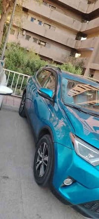 راف فور وارد امريكي 2018 XLE  مكينة 2500 4سلندر  مواصفات   فتحة سقف  ش...