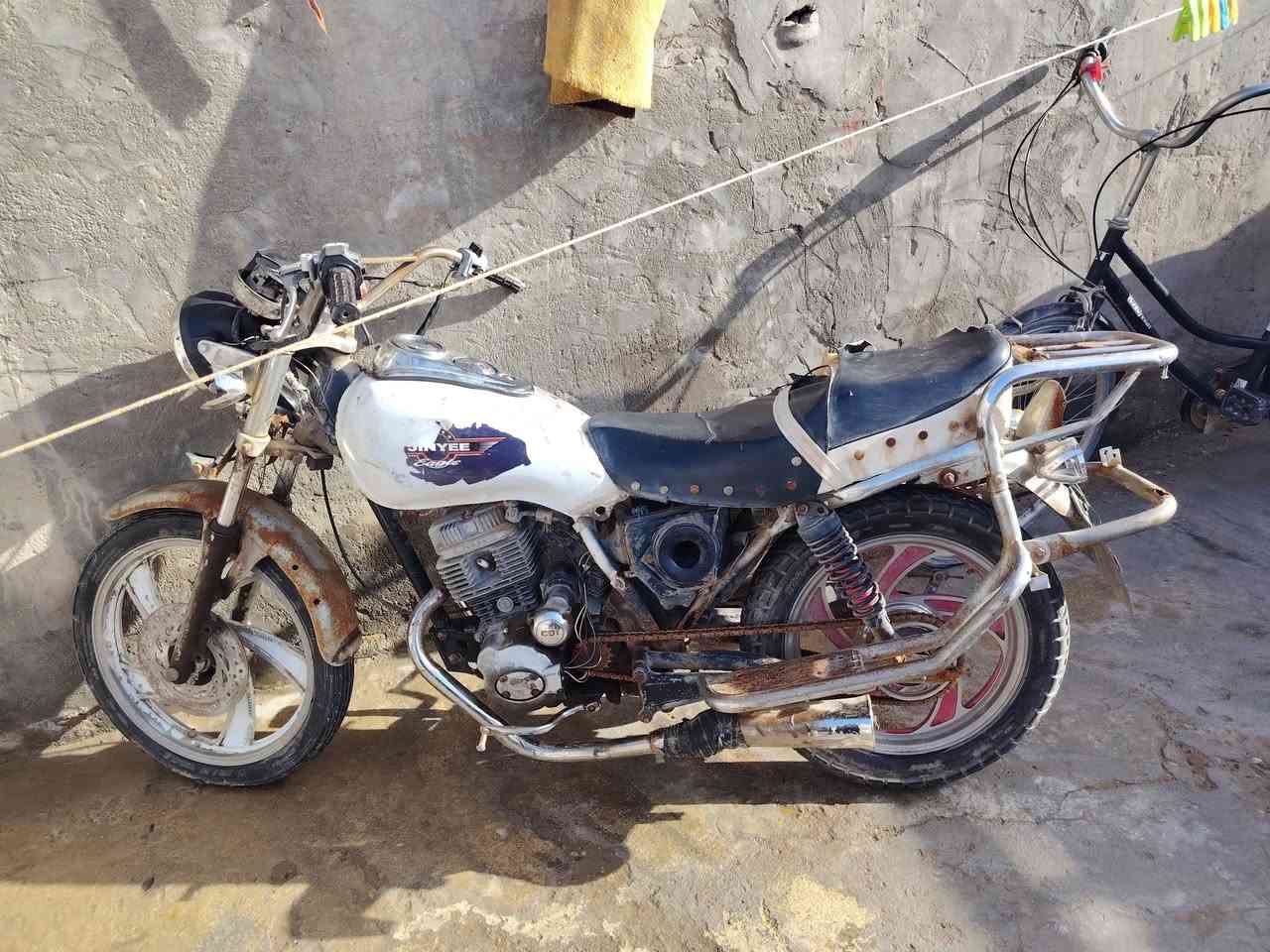 السلام عليكم شباب دراجه جونده لبيع هاي صوره سعرها 150وبيها مجال مكاني  بابل قضاء القاسم وباسكل هم لبيع حجم 27 سعرها 100


**إذا كنت صاحب هذا الإعلان وتريد حذفه لأي سبب، رجاءا أرسل رسالة إلى الدعم الفني**