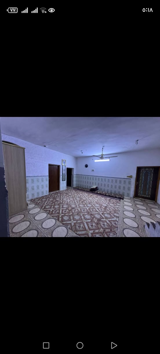 على بركة الله
للبيع بيت في الفلوجه على نهر فليح ثالث بيت عن شارع العام المساحه 326م

يحتوي على غرفه وصاله ومطبخ واستقبال وحديقه كبيره

طابو صرف
السعر المطلوب 105
للاستفسار ***********
***********
