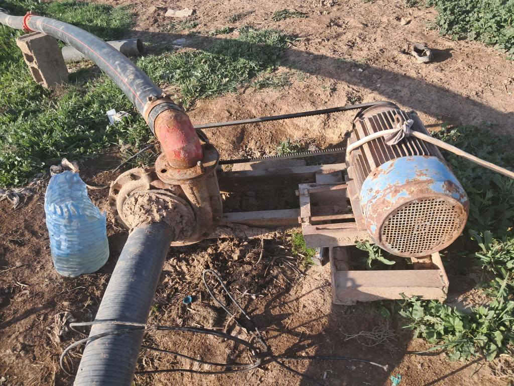 سلام عليكم للبيع موطور كهربائي ١٥حصان وخنزيره اربعه × اربعه  الاستفسار يتصل ***********
المكان صلاح الدين دجيل
