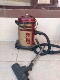 مكنسة كهربائية • 21 لتر • كلار