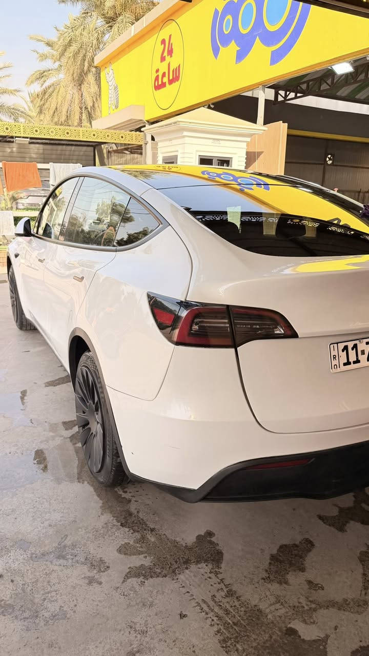 تيسلا Y دبل ماطور 2023 لونك رينج نظيفة جداً
بـ 165 ورقة حادثها جاملغ خلفي 

للبيع او المراوس باحدث ***********
