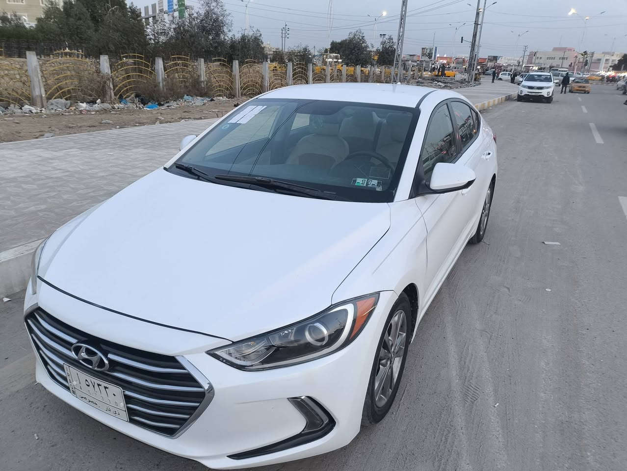 السلام عليكم
هونداي النترا 2017 وارد امريكي محرك 2000 دوش حره تحويل مباشر حادثه بنيد فقط بدون ضرر داخلي مواصفات شاشه كبيره كامره دواره بلاجكتور ويل كب  تحكم استيرن فول داخل لونين ثلاث انضمه قياده السياره  جديد ماشيه 47 الف حقيقي  للتستفسار *********** مكاني ناصريه
