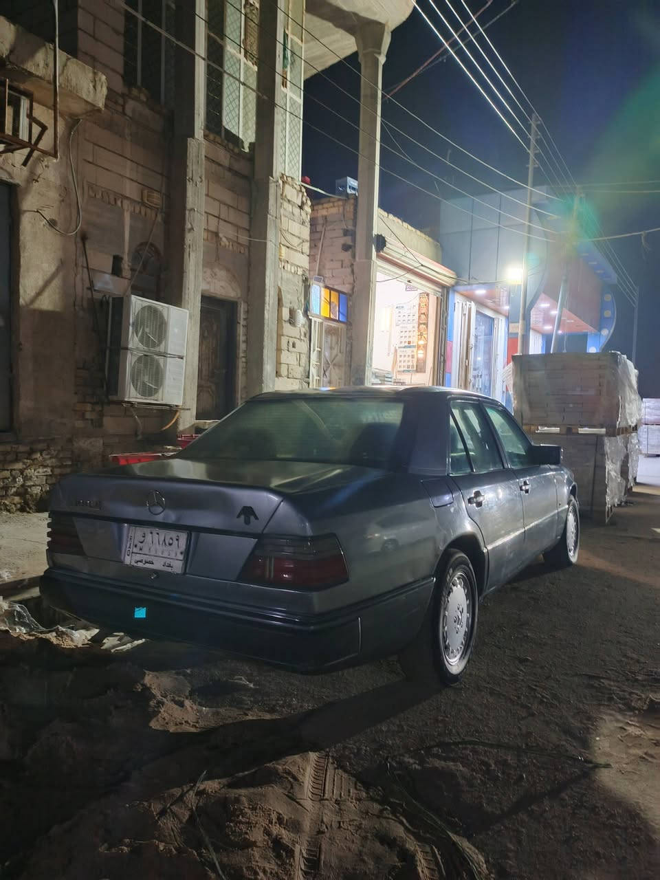 سلام عليكم مارسدس دب مديل 92 مكينه كير ثنين ونص ديلكو  تبريد شغال كهربائيات شغاله بيها صبغ ومعجون ماا أبيعك مكفوله مكان سياره ناصرية الاستفسار اتصل *********** بي واتساب
