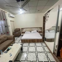 بيت مؤثث للايجار في الحكيميه بناء حديث موقع ممتاز يحتوي غرفة منام ، اس...