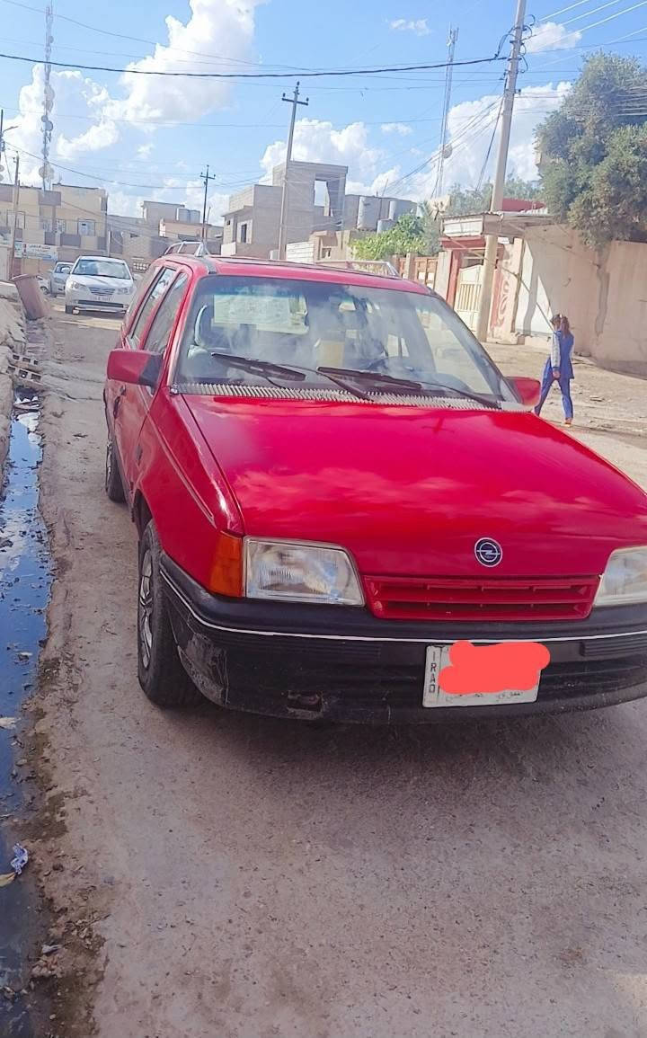 للبيع كاديت استیشن موديل ۱۹۹۱ حجم ١٦ رقم ألماني سنويه نهاية ۲۰۲۸ سيارة جاهزه صبغ جماليه السيارة بلادي عل وضع الشركة شرط التحويل العنوان الموصل الايمن  السعر 33 وبيها مجال شراي اتصل ***********
