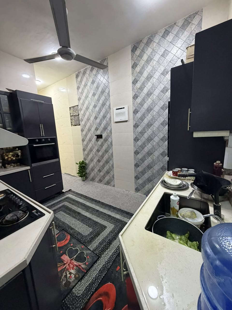 بيت للبيع ملحق الفارس 100 متر موقع مميز بناء حديث سنة 2023 مطلوب إسكان 63 مليون بالشهر 280 ألف مقدمة 110 وبي مجال 

***********
