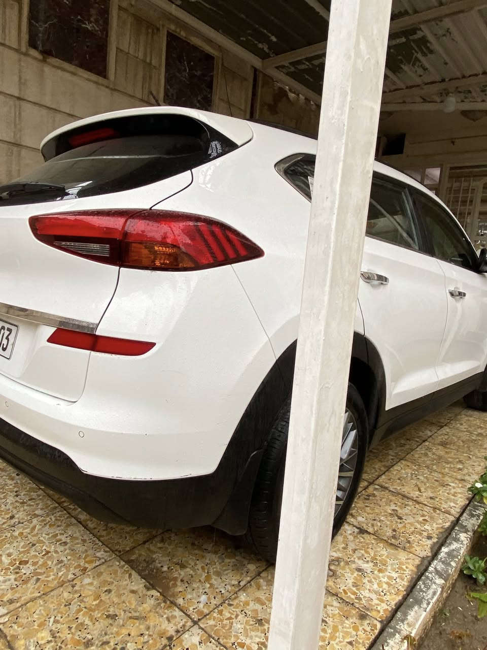 سلام عليكم توسان  (2020  خليجي ) محرك ٢٠٠٠ دوش كير مكينه كفاله .فول موصفات رقم بغداد الجديد ماشيه( 74)الموصفات بانوراما بصمه كامره جلد بقلاوه لونين سايد بريك بالرجل زنون  كراسي كهرباء عدد 2 مري شفط شاحن واير ليس مكفوله من الصبغ. مكانها بغداد الكرخ . 
السعر ١٩٦وبيها مجال 
***********
