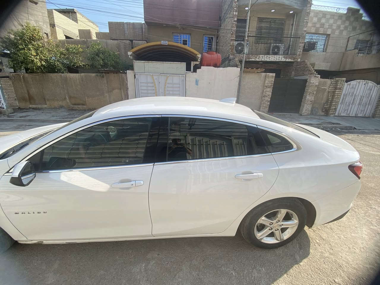 السلام عليكم اخوان السياره للبيع
ماليبو 2022  LT
السياره وارد امريكي وحادثها بس قطعتين

مواصفاتها :

1-تدفئه تبريد 
2-كشنات شامواه بغلفه جلد
3-تدفئه مقاعد
4-لدات 
4: حساس لدات 
5-جنطه كهرباء 
6-تشغيل عن بعد
7-بصمه
9-كامره خلفيه
10- شاشه تدعم نظام كاربلاي 
11- رادارات
12- بانزين 
13- تبريد خلفي 
14- حجم المحرك 1.5T
معروفه مواصفات ل LT
السياره 4 سلندر توين تيربو 

السياره نظيفه وحلوه ورزنه 

160 وبيها مجال
اتصلو على الرقم ***********
