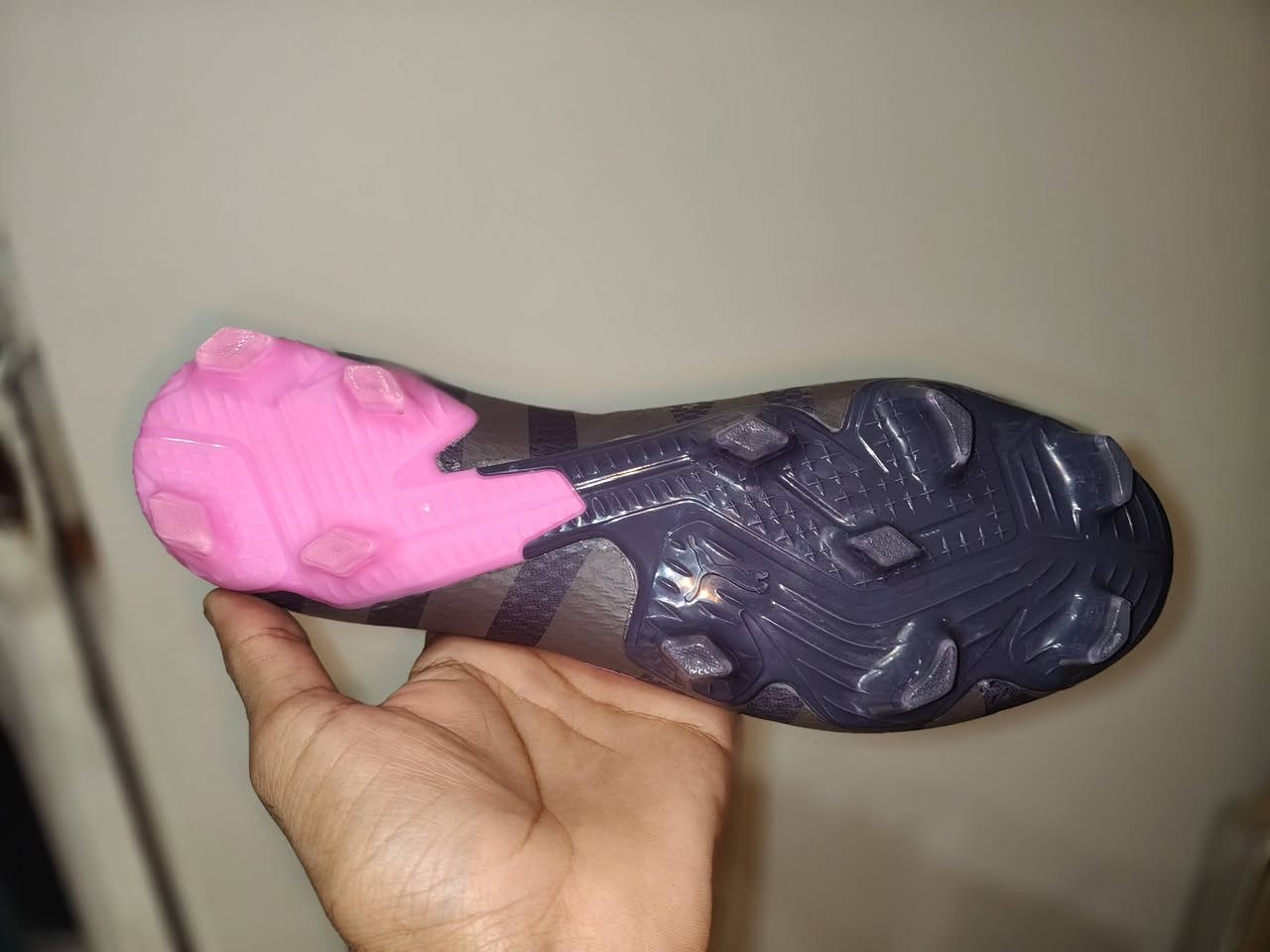 37واصل وبالعافيه. قياس43. طول القدم28


**إذا كنت صاحب هذا الإعلان وتريد حذفه لأي سبب، رجاءا أرسل رسالة إلى الدعم الفني**