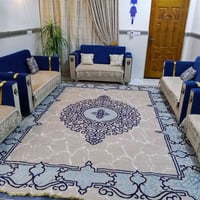 تخم البيع عشره مقاعد جديد ونضيف استخدام قليل  07733767500