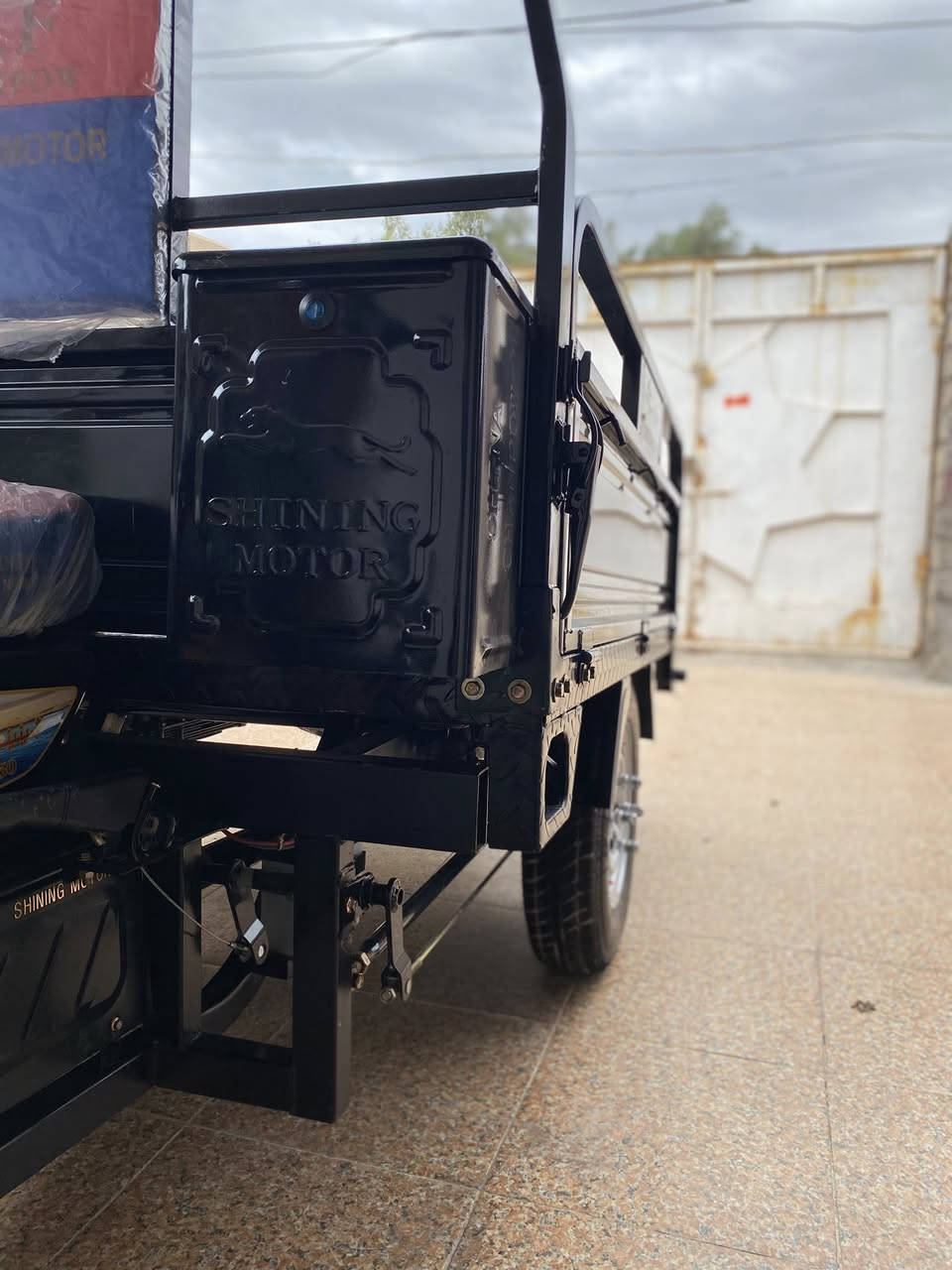 سلام عليكم ستوته جمره بتره للبيع زيرو كفاله عامه موديل 23 طالعه بل 26 اوراق اصولي بسمي ستوته كفالة عامه من كلشي مرتبه وجاهزه محتاج واريد ابيع مكاني بصره قضاء القرنه مو شراي لايراسل ولايتعبني رقمي ***********
