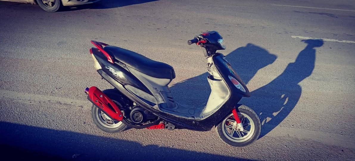 سلام عليكم دراجه للبيع ماكس
نضيفه وزينه شلعه ومعدل مكاني طوريج سعر 300
وبيه مجال رقم ***********
