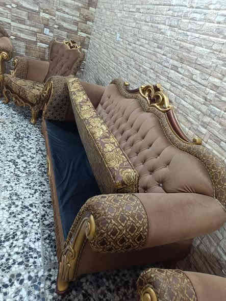 تخم تركي ملكي 10مقاعد خشب زان السعر ٦٠٠ المكان كوفه ***********
