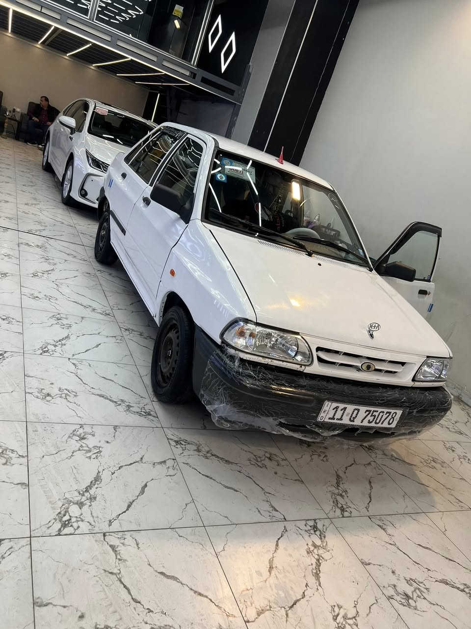 سايبا موديل 2015
اصل صفره ومصبوغه ابيض خصوصي  يعني صبغ اصولي سنويه تقره ابيض ..كير محرك خير من الله   شرط لا تنقيص ولا تبخير شواصي شركه ما ملعوب بيهن 
تبريد ثلج.. تدفئة  شغاله حداية السيارة جديدة تخم تاير دوشمه جديده الرقم الجديد الدولي السيارة بأسمي تحويل نفس اليوم.. بيها سستم  صوت  مخيف  مكان السياره بغداد العامريه سياره خير من الله وبالعافيه على الياخذها السعر 38وبيها  مجال بسيط للشراي  ما متواجد فيس فقط اتصال 
***********
