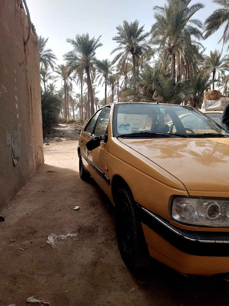 سلام عليكم بيجو 405 سياره جاهزه مال جناي مكينه وكير وحداديه وتخم تاير رقم نجف مكان ديوانيه غماس السعر 22  وبيهه مجال ***********
