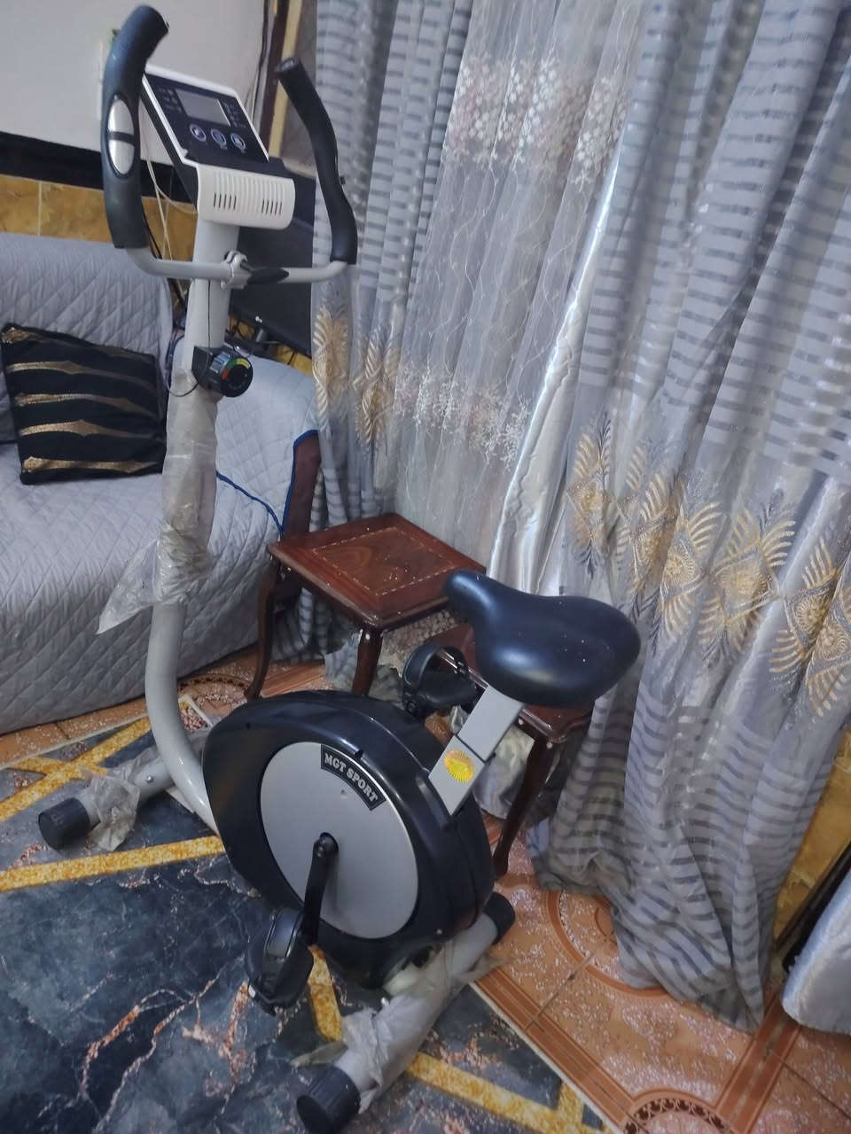 جديد بعد بجيسه يتحمل أوزان ثقيله ب١٧٥


**إذا كنت صاحب هذا الإعلان وتريد حذفه لأي سبب، رجاءا أرسل رسالة إلى الدعم الفني**