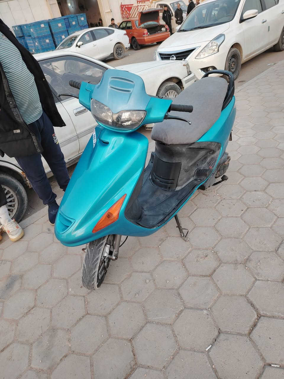 فراشه فحل احله من الصوره برغي ما مفتوح بيها شرط الفحص مكينه خرسه, سعرها 450 هذا رقمي ***********
