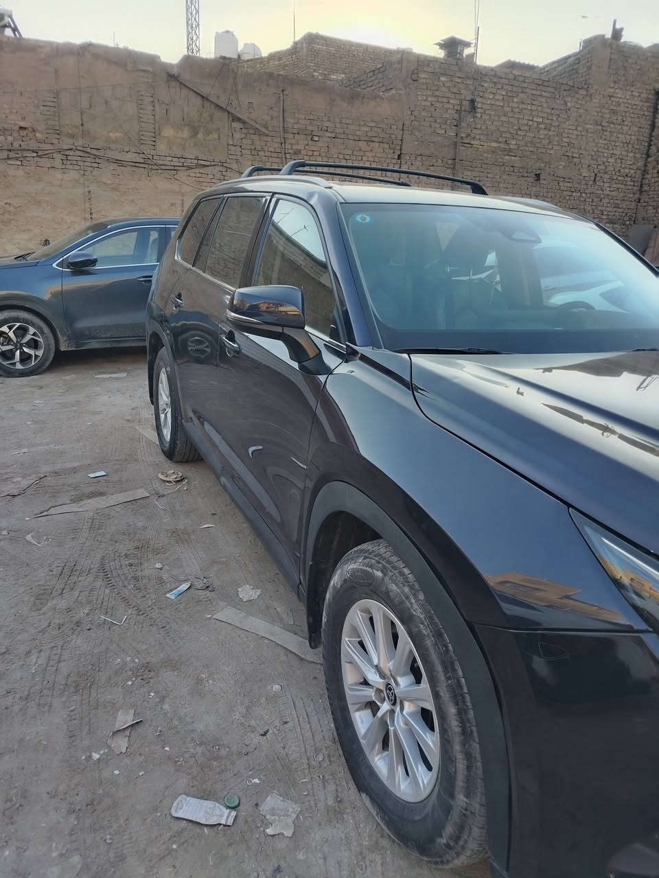 سلام عليكم كراند هايلندر 2024 ماشيه 61 الف فول مواصفات 3 قطع تبريد عده الفتحه ضربتهه مثل ما موضح بالصوره بدون ايرباكات وارد أمريكي المكان الغزاليه سعر 4 شدات ***********
