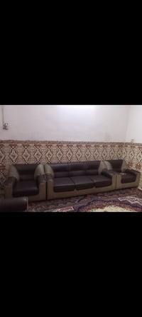 تخم للبيع جلد 7مقعد المكان حي اور اي استفسار هذا الرقم 07738561559 وبي...