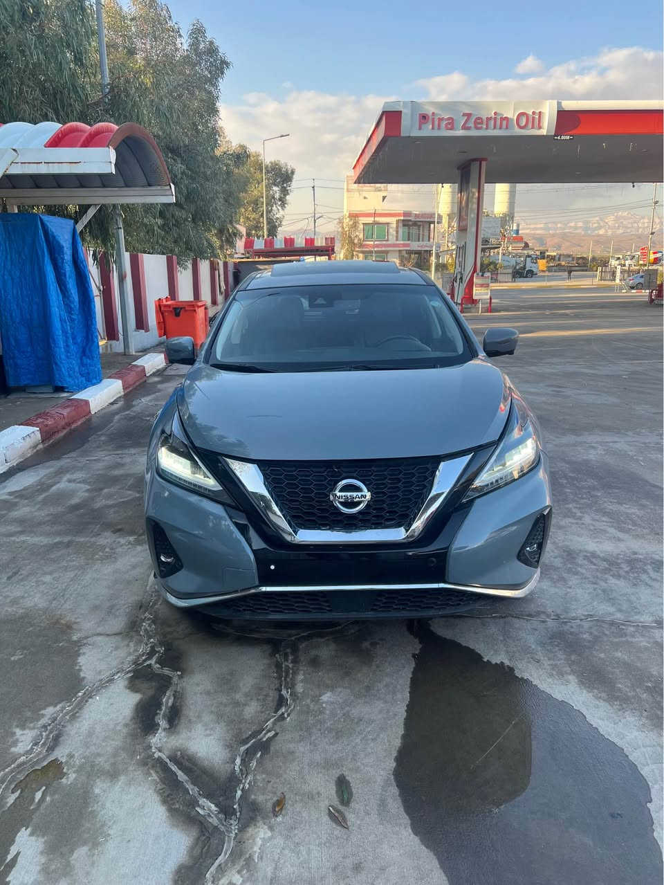 نيسان مورانو 2023 
V6
مواصفات SL
فول فول مواصفات 
كشنات تدفيه وتبريد
كشن خزن
شاشة كبيرة
بانوراما 
كشنات كهربائي
5كاميرات
كشنات جلد
سيارة بوند وشبر من جاملغ صبغ بدون دواخل وايرباك
سيارة بدون رقم تترقم شمالي
سعر175$ومجال
واتساب *********** زاخو, دهوك
