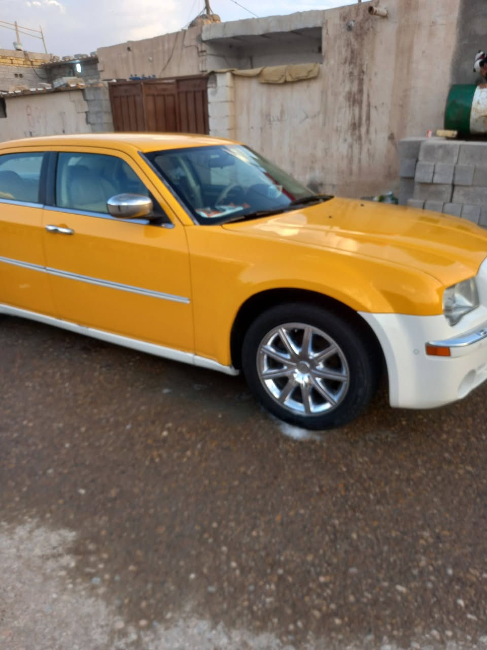 السلام عليكم للبيع موديل ٨ سياره جاهزه كل نقص مابيها مكان محافظة ميسان العماره السعر ١١٥   ***********
