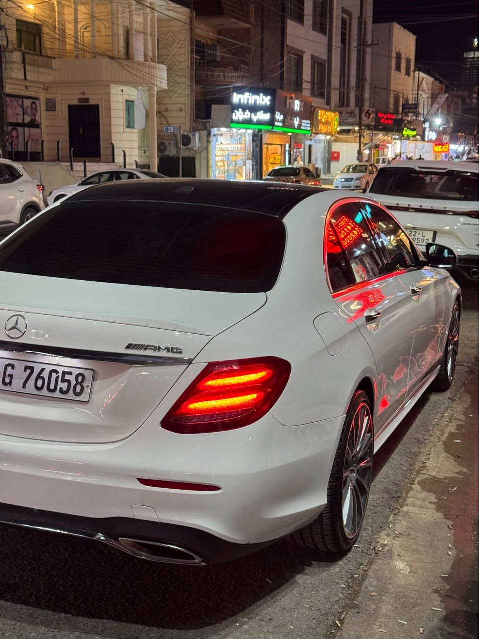 مارسدیس E350 ٢٠٢٠ کلین. ١١٢ هەزار کم چوە. Mercedes E350
✅ ناو کرێمی - داخل کريمى
✅کوشن ئێس - كشن s class
✅شاشە دیجیتال
✅ناو لید - داخل ليد
✅٤ تایەو ویل نوێ مانگەکە گۆرایە - الاطارات جديد
✅بەنج و ئیفلەنجەی نوێ مانگەکە گۆرایە - فرامل جديد
✅ڕوون و فلتەر تازە گۆرایە بیلاد - زيت المحرك جديد 
✅ئاوێنە رادار - مرآة رادار
✅دەبل ماوس - دبل ماوس
📍 هيچ مەسرفی نیە - ما بيها اى نقص و مكان اربيل 
سعر - ٣١٠ $
☎️ رقم کورک، واتس اپ 
0750 661 5060    -      ٥٠٦٠ ٦٦١ ٠٧٥٠ أربيل, العراق
