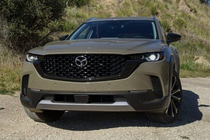 مازدا cx 50 مۆدیل 2023 مواسەفات premium plus
ڕەنگە شازەکەیە
فول فول مواسفات تۆڕبۆ
٣٥٠٠٠ ڕۆشتوە 
هەمووشتێکی تازەیە
سەنەوی تازەیە 
٢ پارچەی بۆیاخە دەعمەکەی سوکە

سـعـر : لە کۆمێنت داوابکە ڕاستەوخۆ بۆت دێت 📥 

گێر و مەکیەنەی بەشەرت 
هیچ کێشەیەکی تێدا نییە 

ژمارەی خاوەنەکەی 
***********
