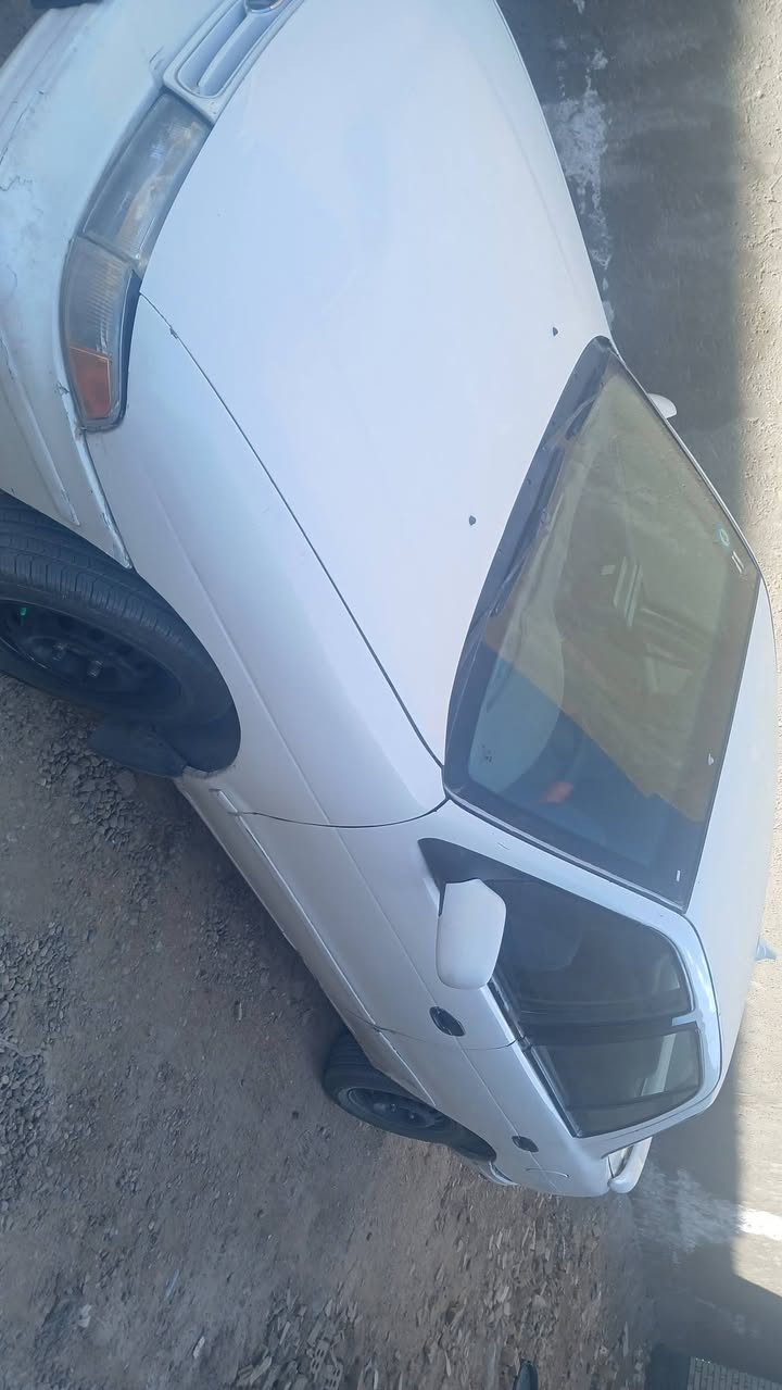 السلام عليكم للبيع سيفيا موديل 93 كهربائيات كله شغاله  محرك بي تبخير قليل كير جديد تخم تاير تحويل مباشر  بغداد التراث تقاطع  درويش*********** ... قفل 27
