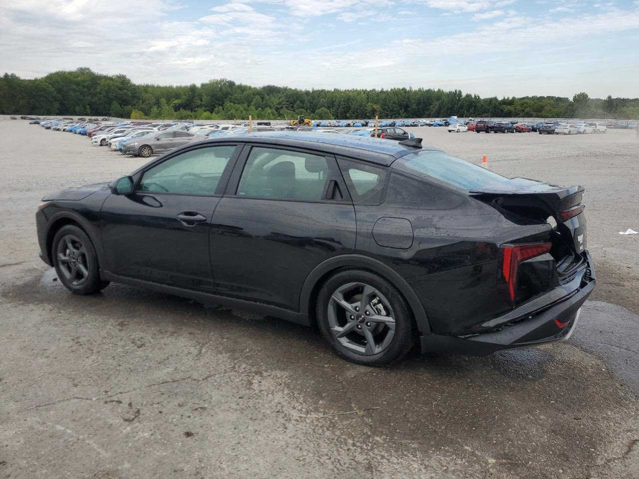 السلام عليكم كي فور 2025كص جديد ماشيه ألف حادث موضح بل صور موعد الوصول شهرين ونص السعر دبي 105 ***********مكاني بغداد الأمين الثانيه
