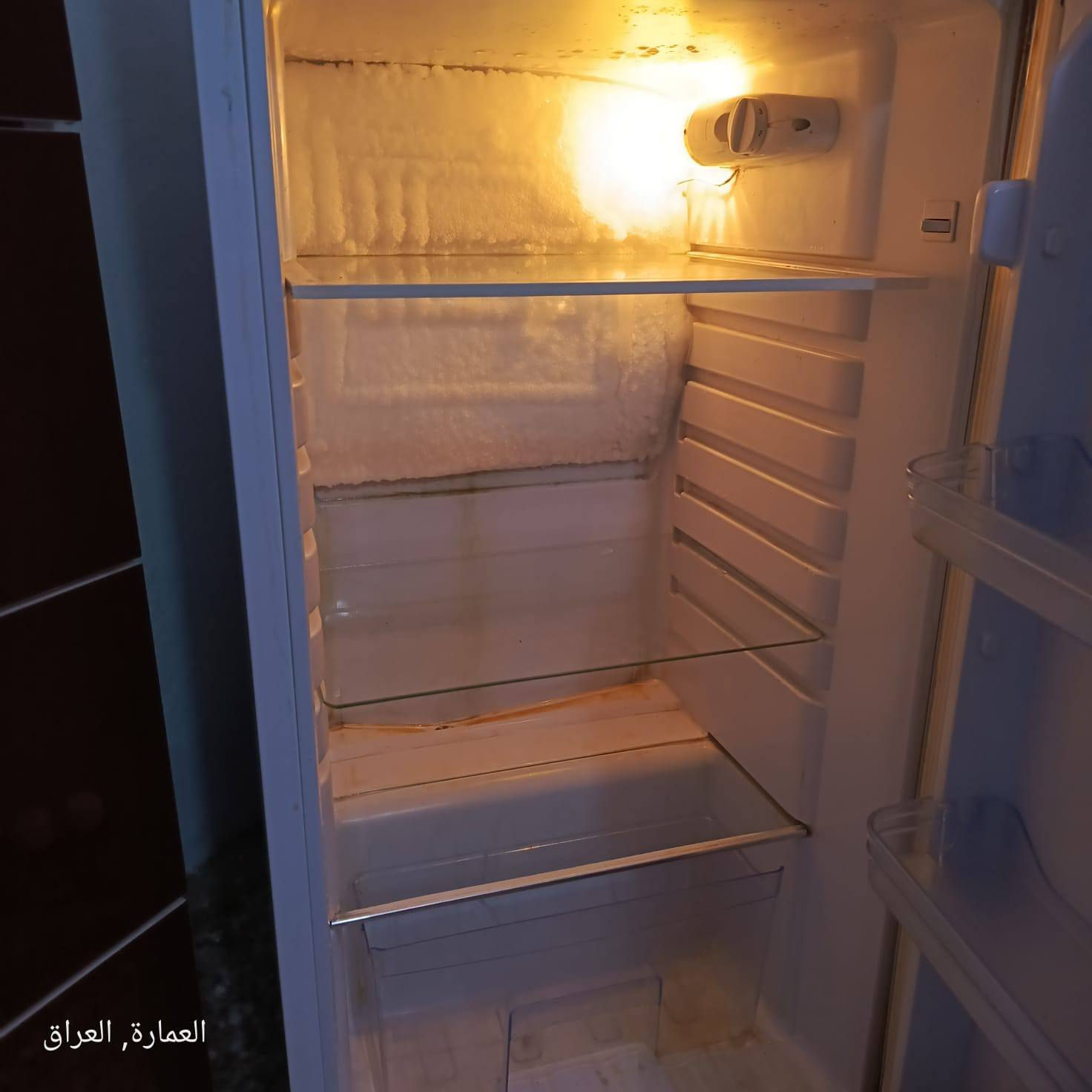 سلام عليكم ثلاجه للبيع مستعمله السعر . 110 . وبيه مجال الاستفسار . ***********
