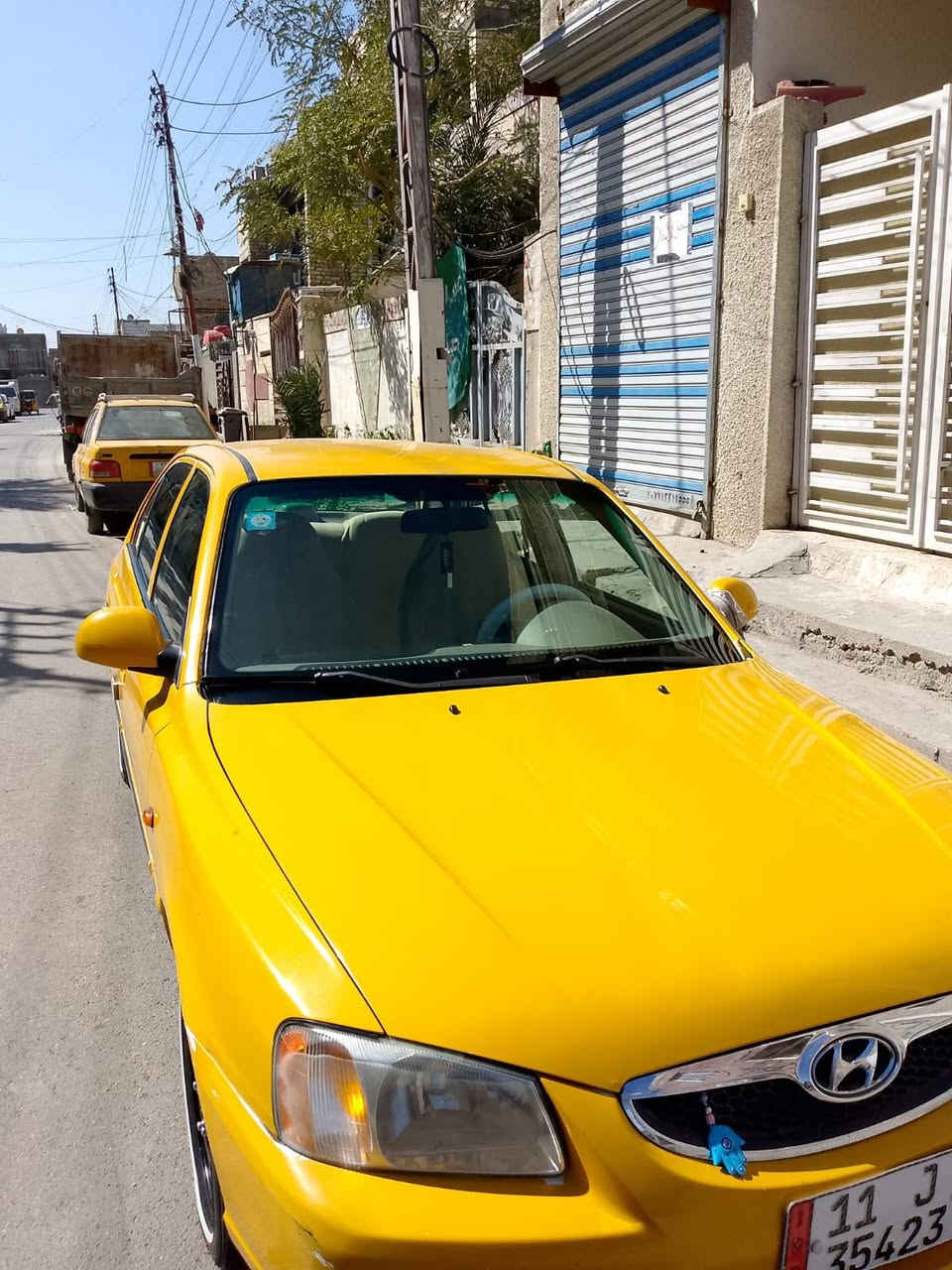 السلام عليكم فيرنا 2014 للبيع 
السيارة بلادية ما معيودة لا ضربة ولا صبغ 
كفالة عامة باسمي تحويل ثاني يوم 
كير مكينه لا تنقيص ولا تبخير تبريد شغال 
تخم تاير جديد سنوية باسمي حصراً 
دواخل كله جديد 
السعر 76 بيهة مجال بسيط 
هذا رقمي واني خادم ***********
