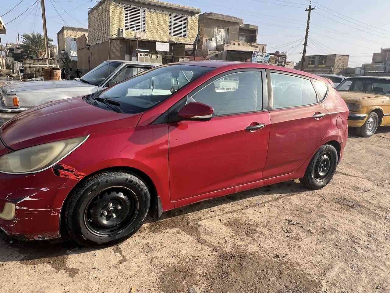 السلام عليكم للبيع اكسنت 2013هاش باك محرك 1600 السياره جاهزه  مابيه نقص مكينه كير وحداديه خير من الله باتري جديد تبريد تدفئه رقم مثنى بأسمي  مكاني  الشطرة ***********السعر 75 وبيه مجال قليل
