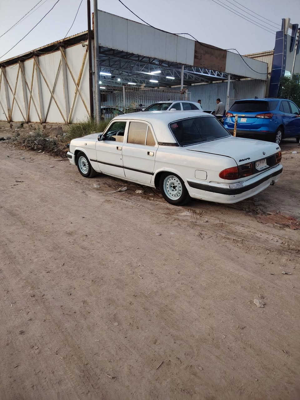 السلام عليكم فولكا للبيع كير ومكينه ونجي سنويه لغاية 27 رقم بغداد تخم تواير جديد  كير جديد سعر 30 رقم ***********
