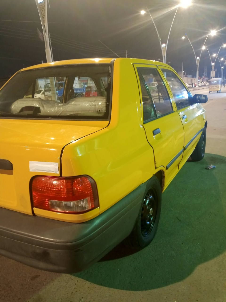 سلام عليكم سايبه مديل 18 للبيع بسمي مصفره سهر 38وبيه مجال قليل مكان بصره حيانيه ***********
