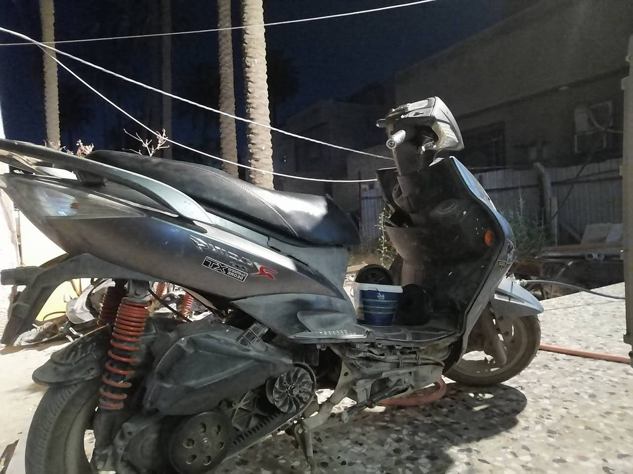 السلام عليكم دراجات كامكو رايسنك وحدة رصاصي وحدة سودة محرك 150cc اثنينهم الرصاصية دسك والسودة بنز تايرات كلهن جدد الله شاهد السودة ابيعها كوم حديد كايمة وبيها نواقص الرصاصية شغالة كاملة بيها صالنصة رياضي مال بطح ماركتها SC سعرهن اثنينهم ب 550 وبيهن مجال للطيبين العنوان بغداد الكاضمية


**إذا كنت صاحب هذا الإعلان وتريد حذفه لأي سبب، رجاءا أرسل رسالة إلى الدعم الفني**