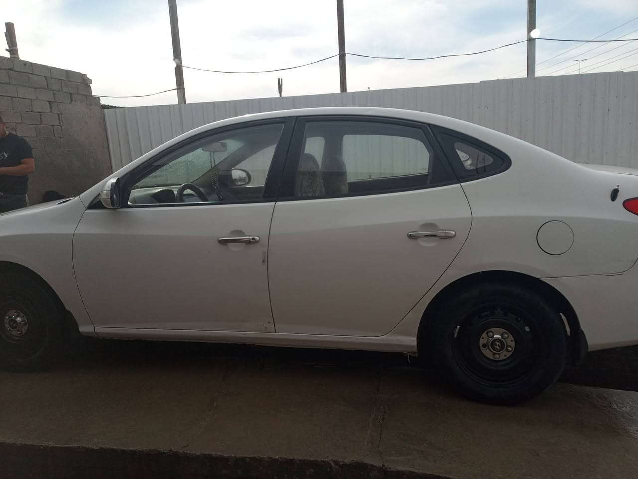 السلام عليكم انترا مقدس 2011 سياره قطعتين فقط بيبان سياره بأسمي سنويه 2030 مكينه حاويه جديده وكير جديد تبريد تدفئه  مكاني نجف العباسيه
‏‪0789 039 3731‬‏
