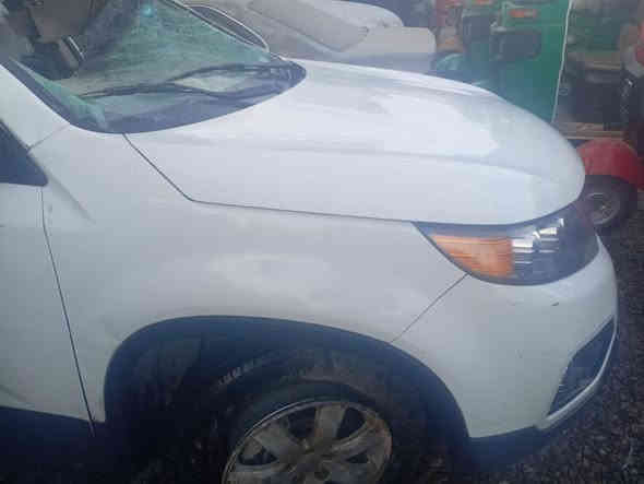 سورنتو2013 خليجي سابقًا كفاله عامه البجم مقفل وضع شركة كير مكينه شغال ايرباكات سليمه رقم أربيل سبعه راكب موجوده بغداد الاتصال ***********
بسعر مناسب 
الخاص مغلق مغلق مغلق
