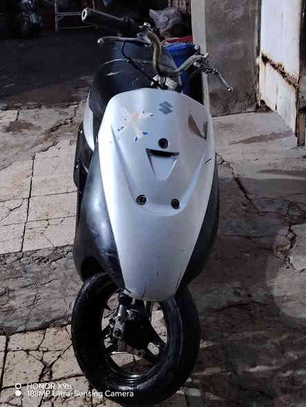 سلام عليكم ذبانه للبيع ساسوكي دراجه هندر واحد كبل تشتعل دراجه خير من الله بس مجفته شلعه بيه فول سعر 185وبيه مجال لشراي دراجه اوراق هاذ رقمي مال واتساب *********** ////
