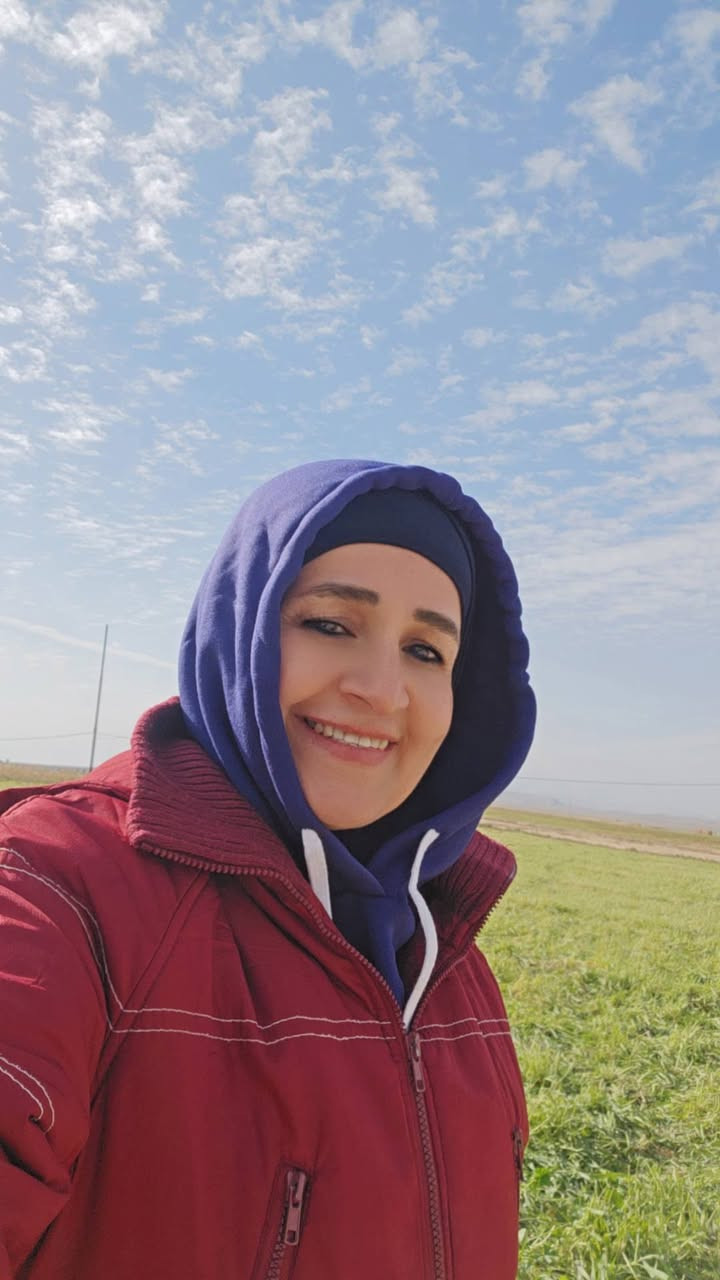 ان شاء الله تكون سنة مليئة بالنجاحات والانجازات والإبداع والتفوق والتميز ورضا رب العالمين علينه وعليكم بل الخير والعافية يارب العالمين أخصائية التغذية العلاجية والغذاء الصحي الشيف وداد فرمان للتواصل عل الواتساب ***********
