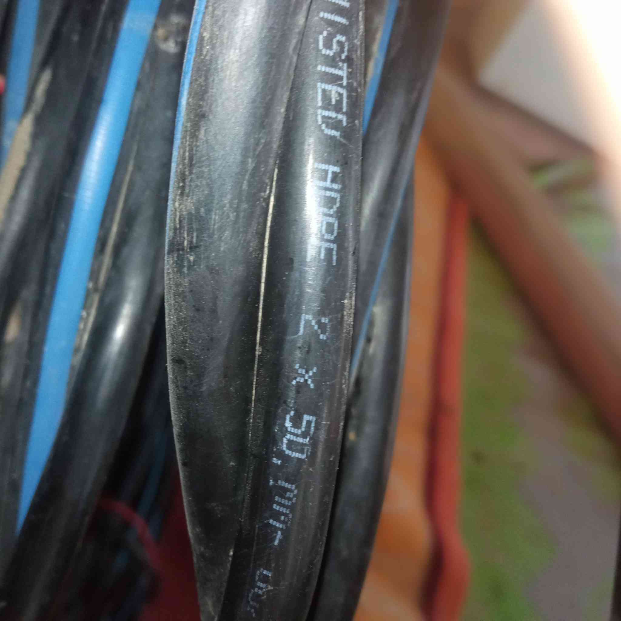 ضفيره تركيه درجه اولا مستعمله اخت الجديده حجمه 2×50السعر 1500خصم المكان حله ابو غرق  رقم التواصل ***********
