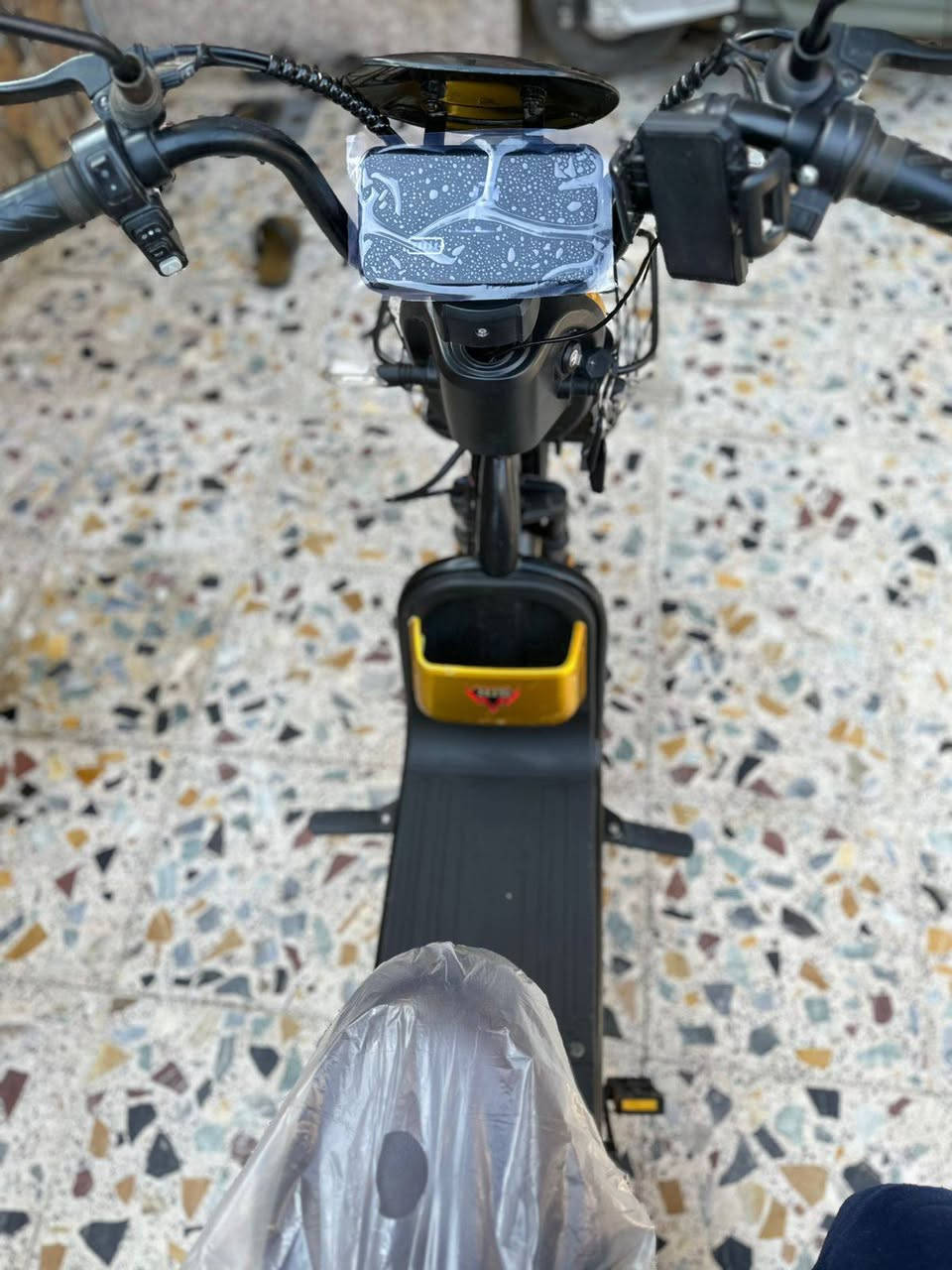 للبيع موطور شحن هايس 2025 بطارياته كبار سماعه بلاوتوث موطور حيل نضيف وبطاريته فول وعلا فحص وكهربائياته كله شغاله
السعر 265 وبي مجال 
للتواصل ***********
